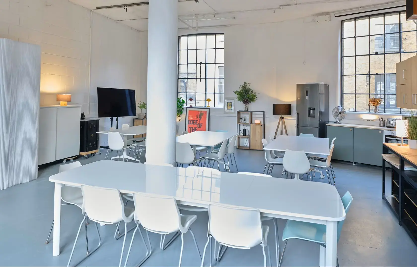 Canalside Studios in Angel